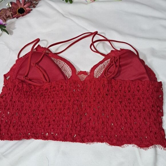 Zenana Outfitters Falling For You Bralette in Candy RED - Picture 3 of 11